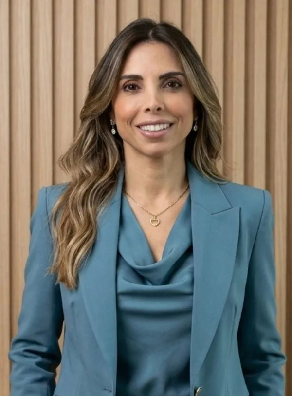 Dra. Adélia Almeida
